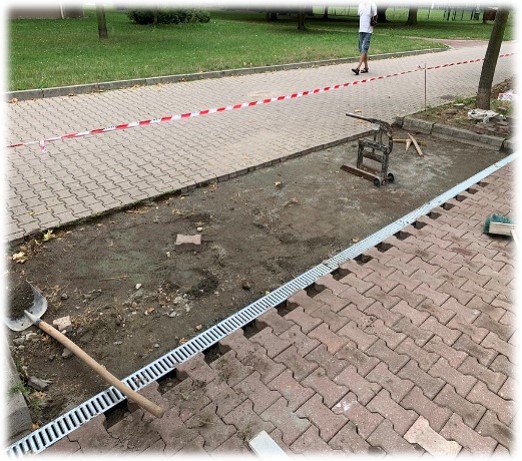 Oprava zámkové dlažby u ZŠ Ressla - Pardubice